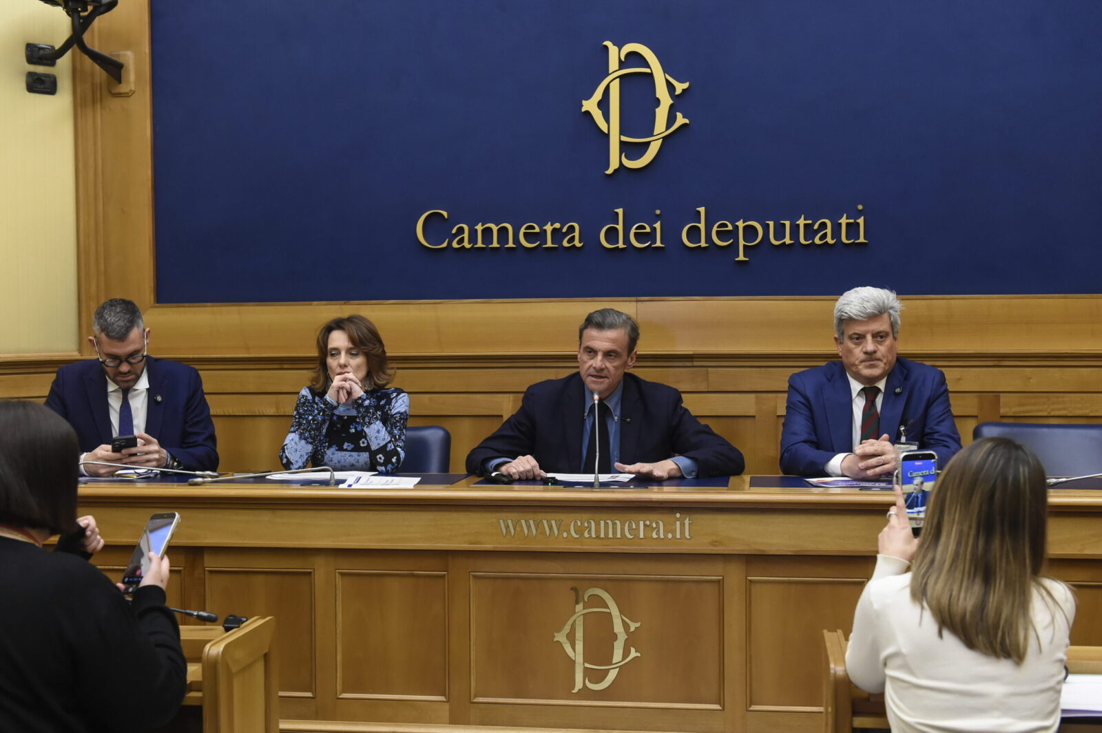 Bollette più care e imprese tradite